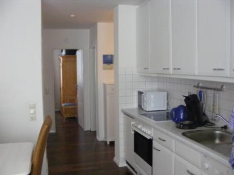 Blick Richtung Schlafzimmer u Flur