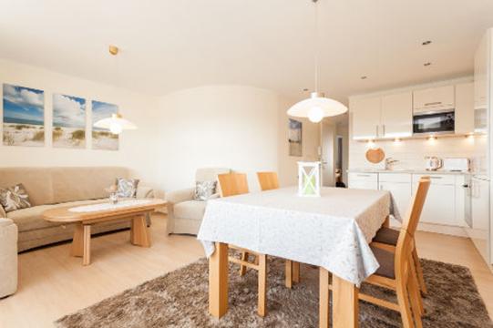 Wohn- und Essbereich